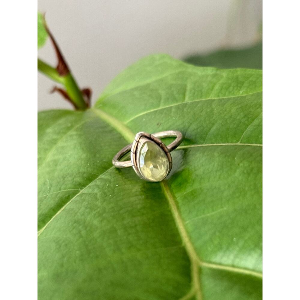 Vintage Green Peridot Silver Pear Shape Tear Drop Gemstone VTG Size 6.25 - Picture 6 of 9
